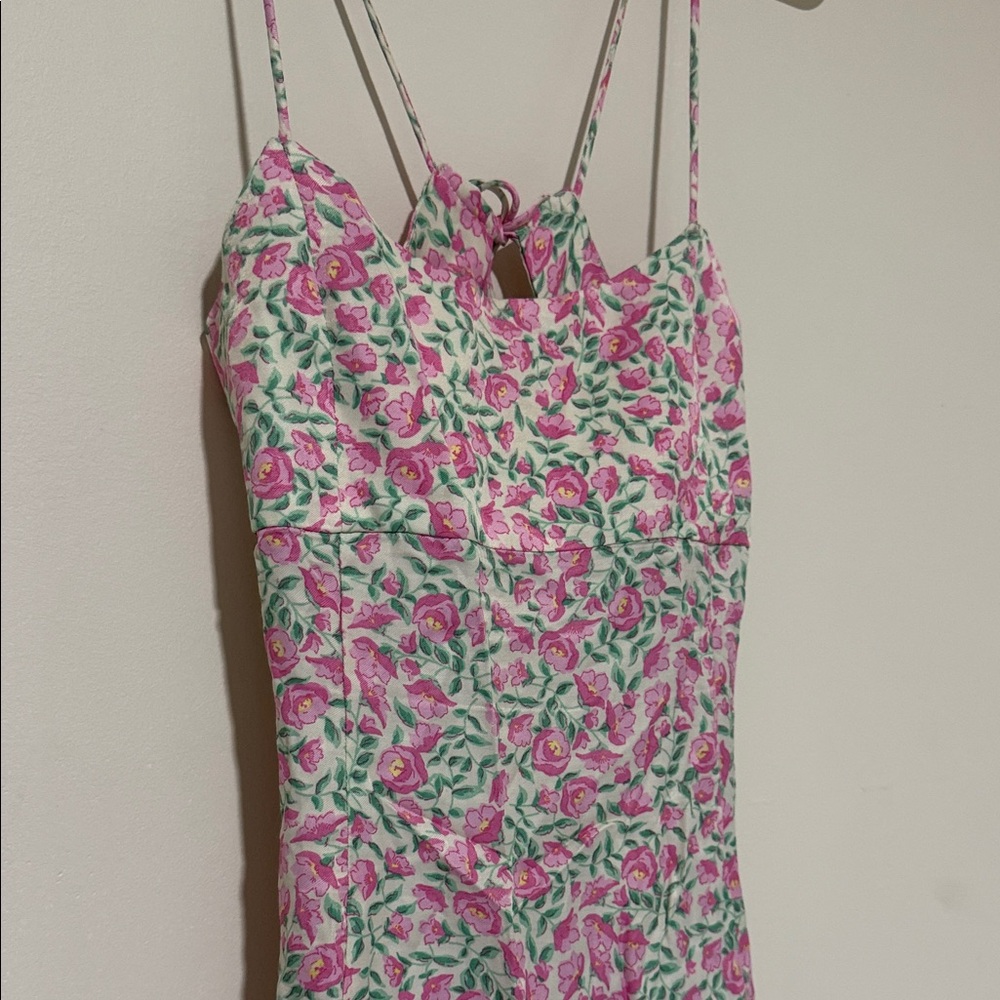 Floral Pink Spaghetti Strap Dress 🌺🌷🌸 - Picture 5 of 11